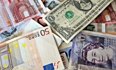 Pe piețele externe se profilează un nou „război al valutelor”