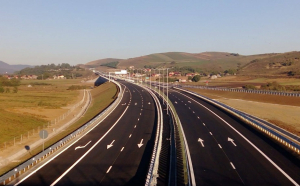 VIDEO Primul tronson de autostradă din Moldova: Mai devreme cu un an față de termen