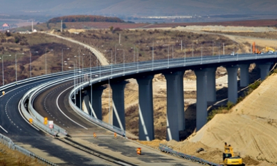 România celor 1.000 km de autostradă. Care este stadiul actual al lucrărilor pe cele 11 tronsoane neterminate  