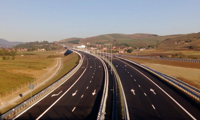 VIDEO FOTO Cum arata primul tronson al autostrazii Sibiu-Pitesti, una dintre cele mai asteptate lucrari de infrastructura din Romania